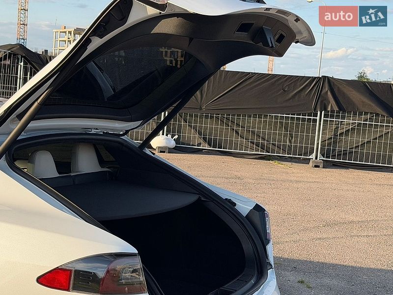 Tesla-6