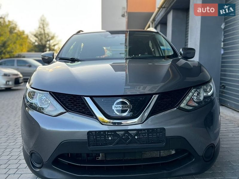 Nissan-32