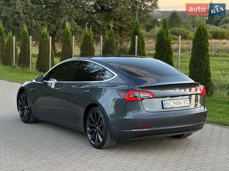 Tesla-5