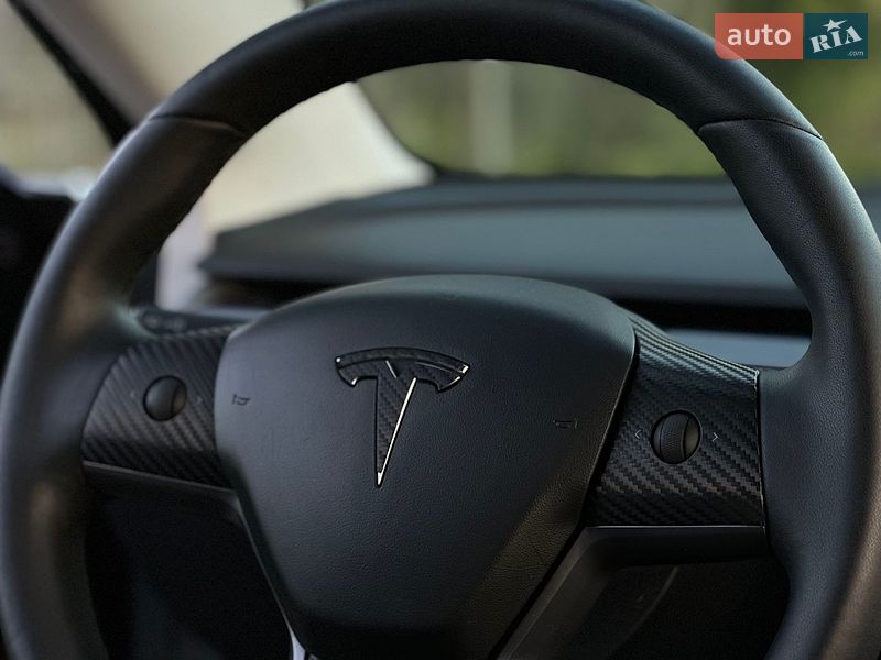 Tesla-4