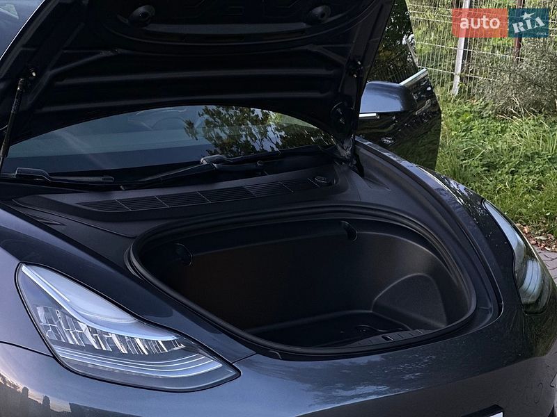 Tesla-3