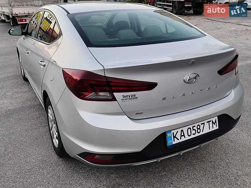 Hyundai-4