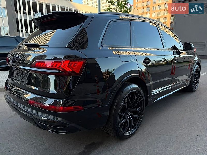 Audi-32