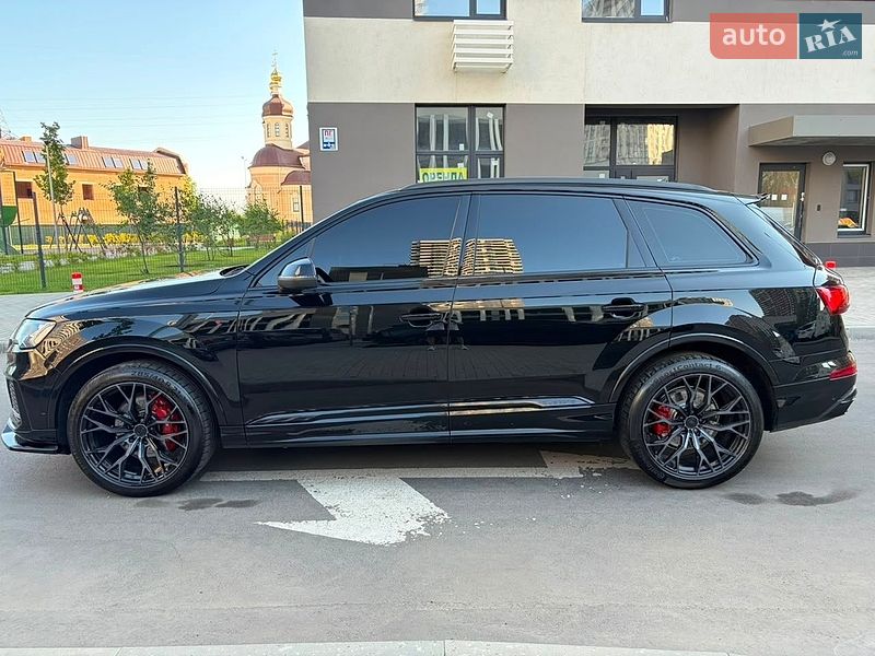 Audi-3