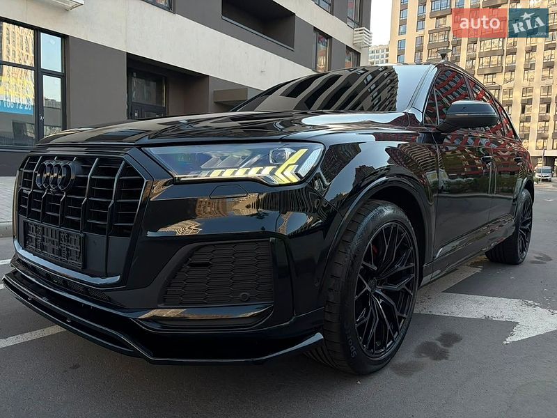 Audi-21