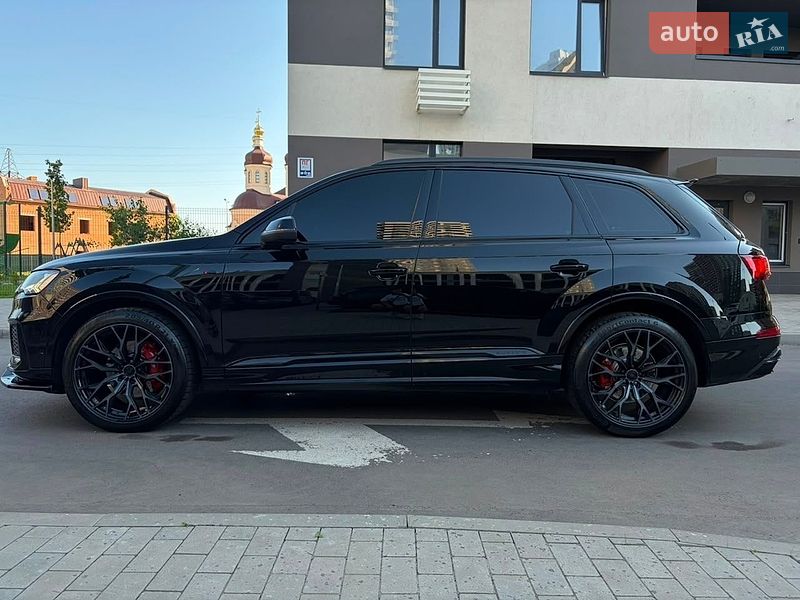 Audi-56
