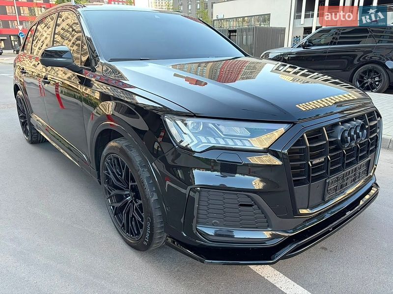 Audi-7