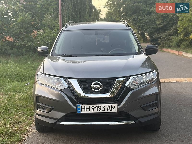 Nissan-15