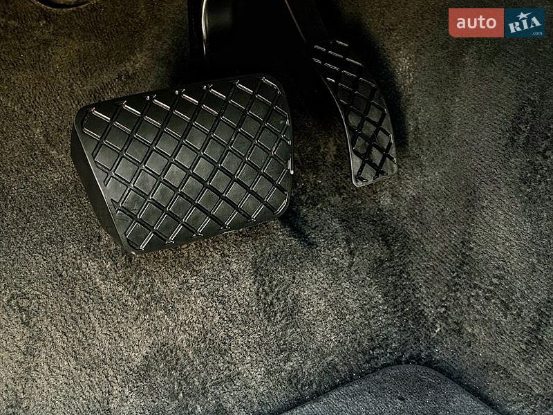 Audi-1