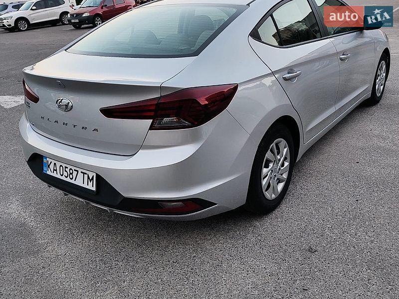 Hyundai-8