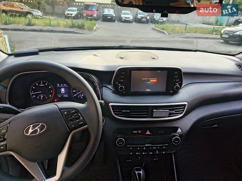Hyundai-0