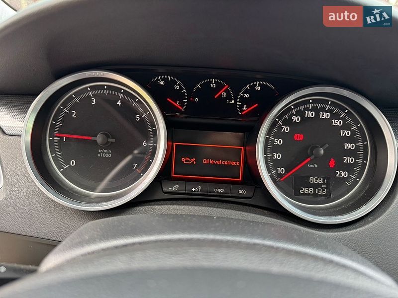 Peugeot-0
