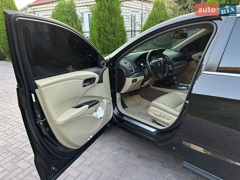 Acura-4