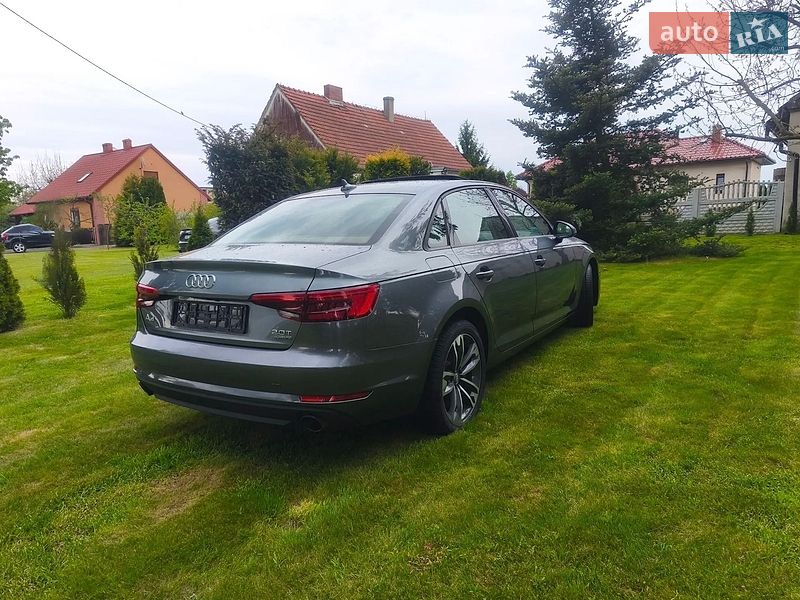 Audi-0