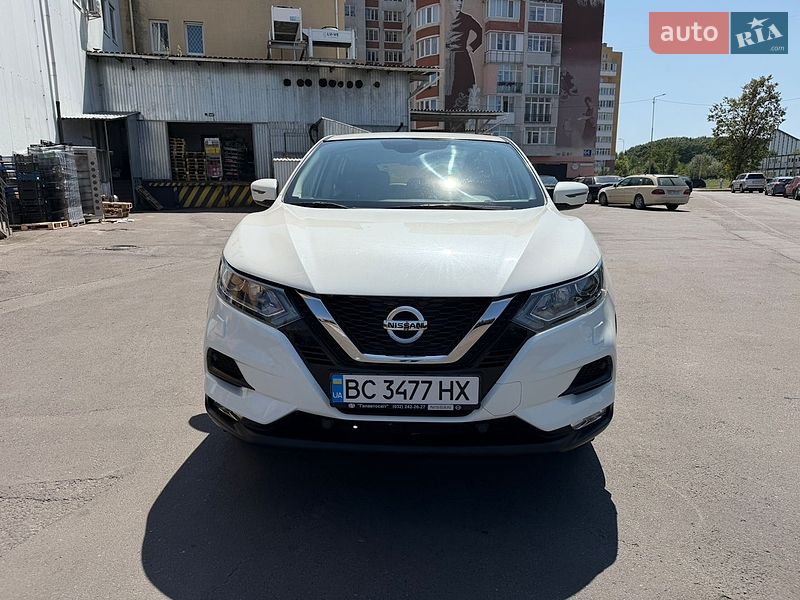 Nissan-0