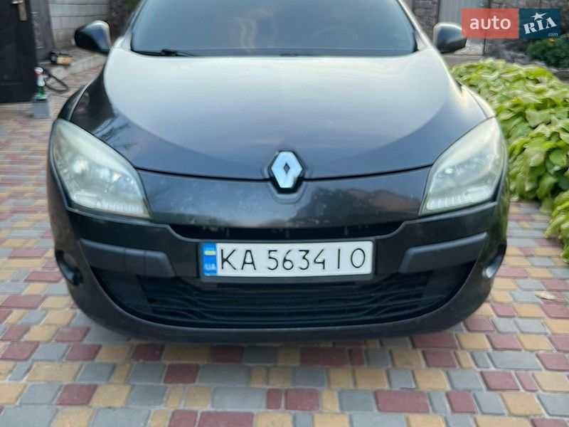 Renault-12