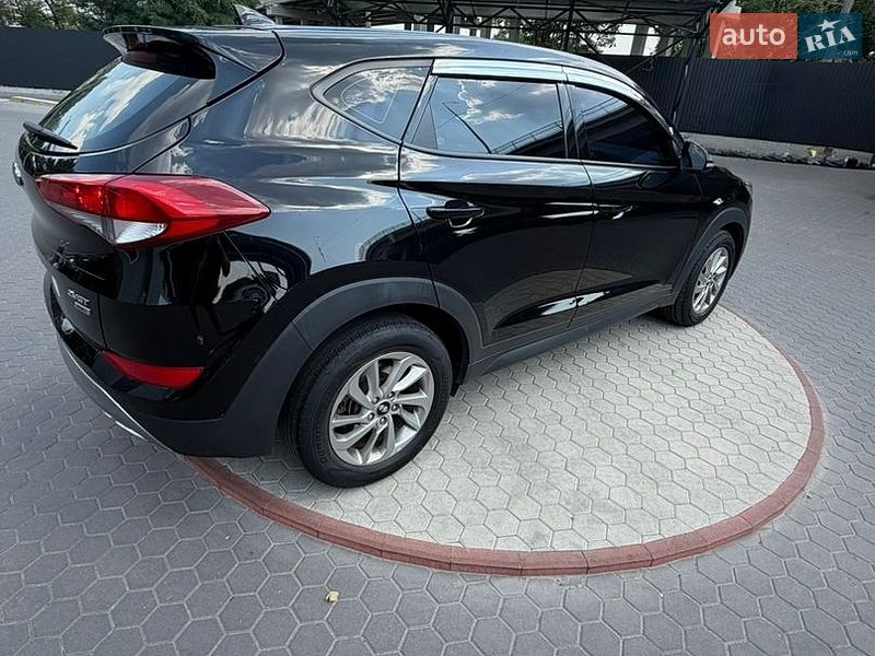 Hyundai-12