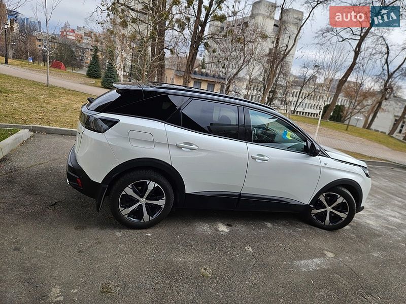 Peugeot-0
