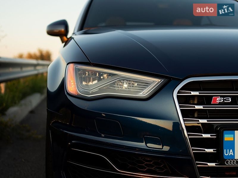 Audi-30