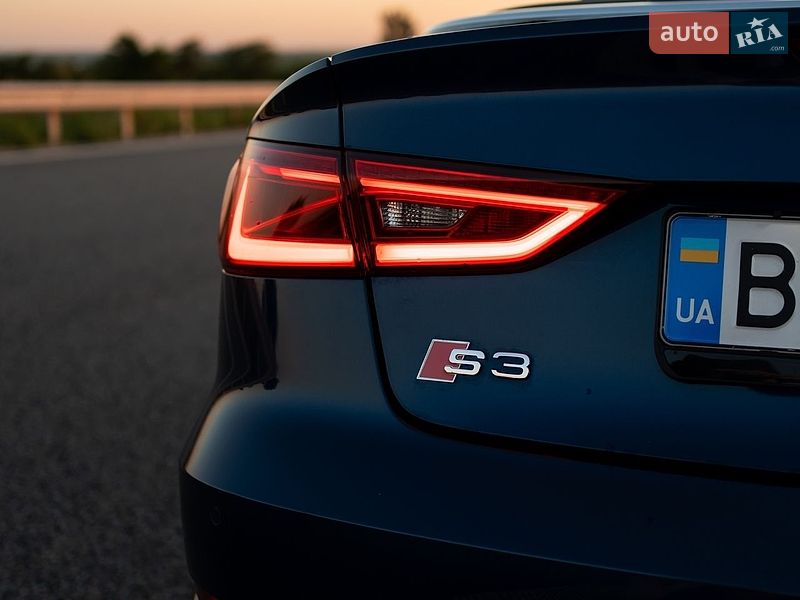Audi-7