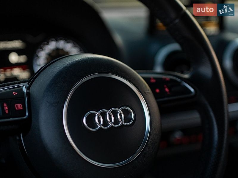 Audi-44