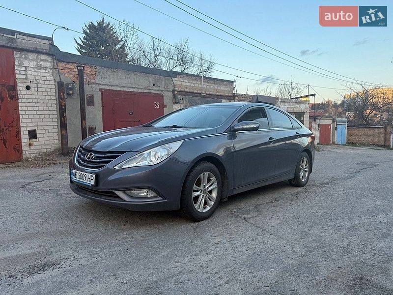 Hyundai-2