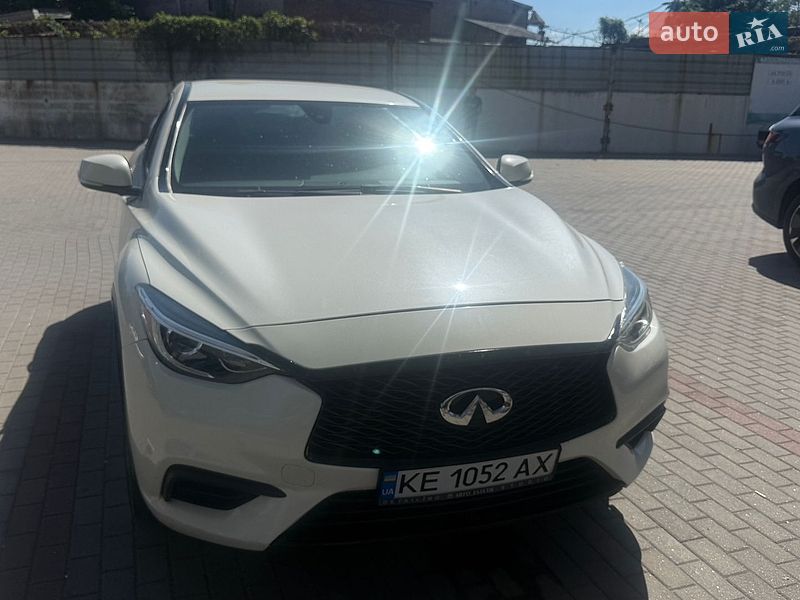Infiniti-1