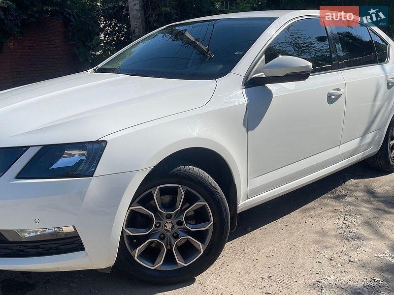 Skoda-35