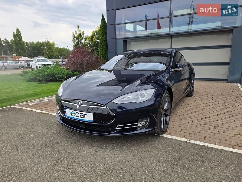 Tesla-23
