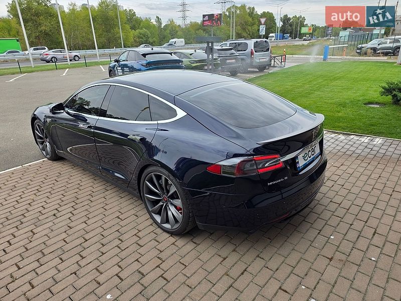 Tesla-13
