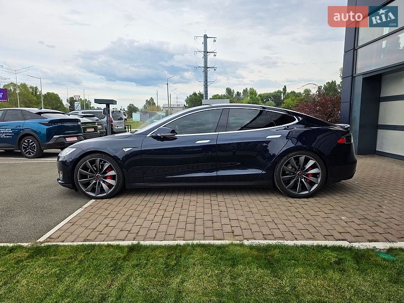 Tesla-27