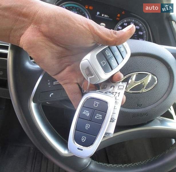 Hyundai-24