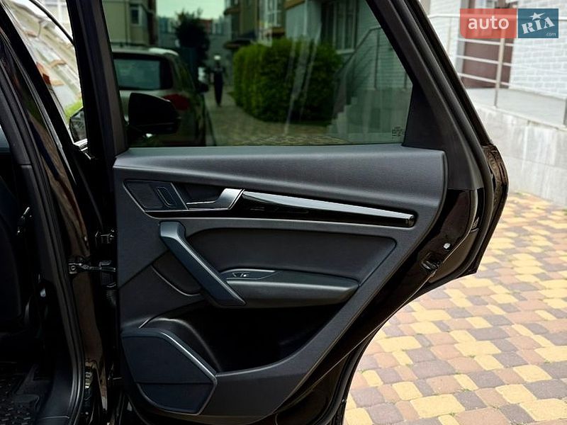 Audi-5