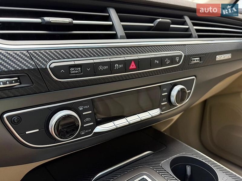 Audi-68