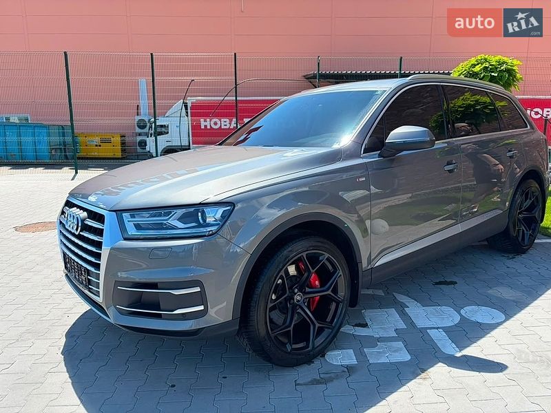 Audi-5