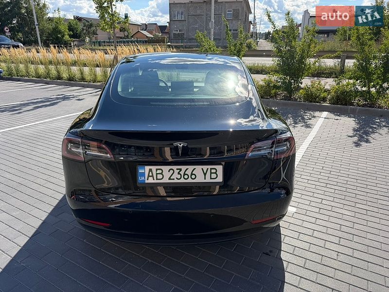 Tesla-4