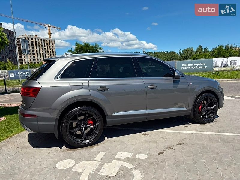 Audi-4