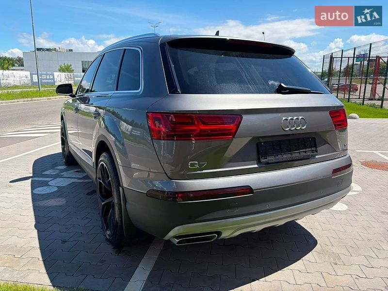 Audi-69