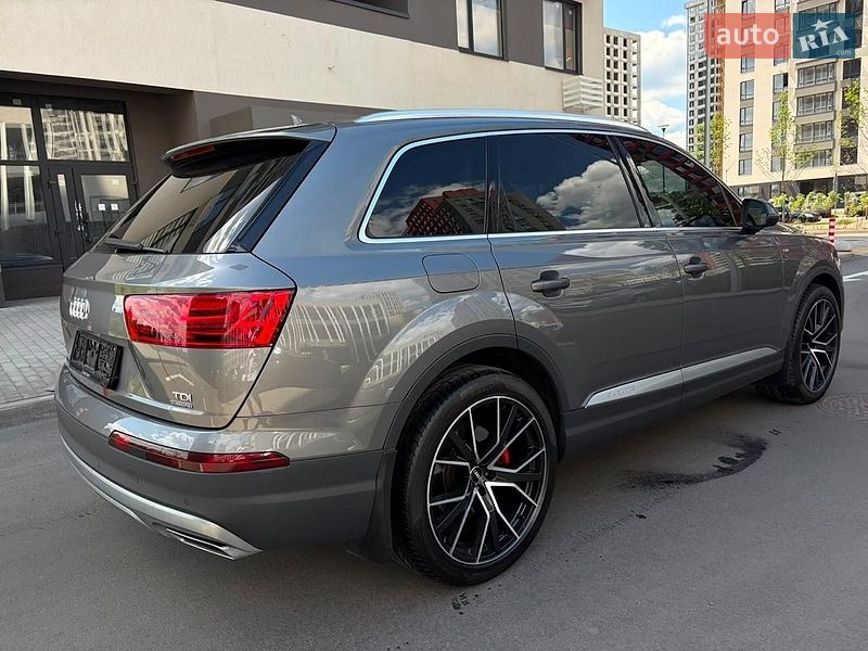 Audi-51