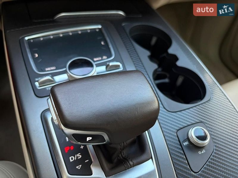 Audi-44