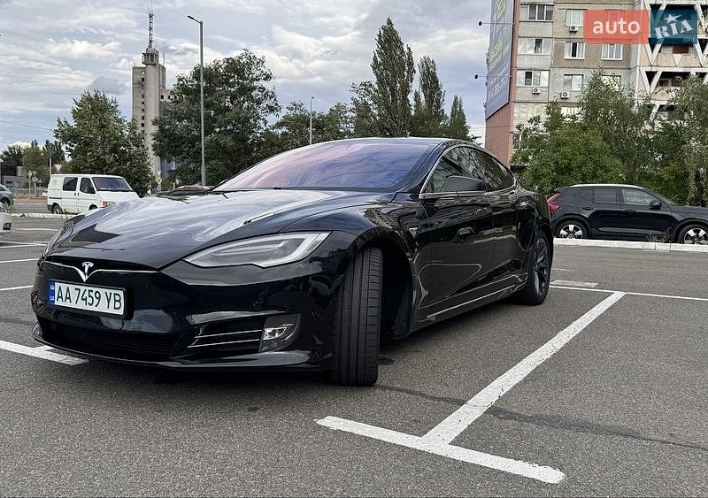 Tesla-1