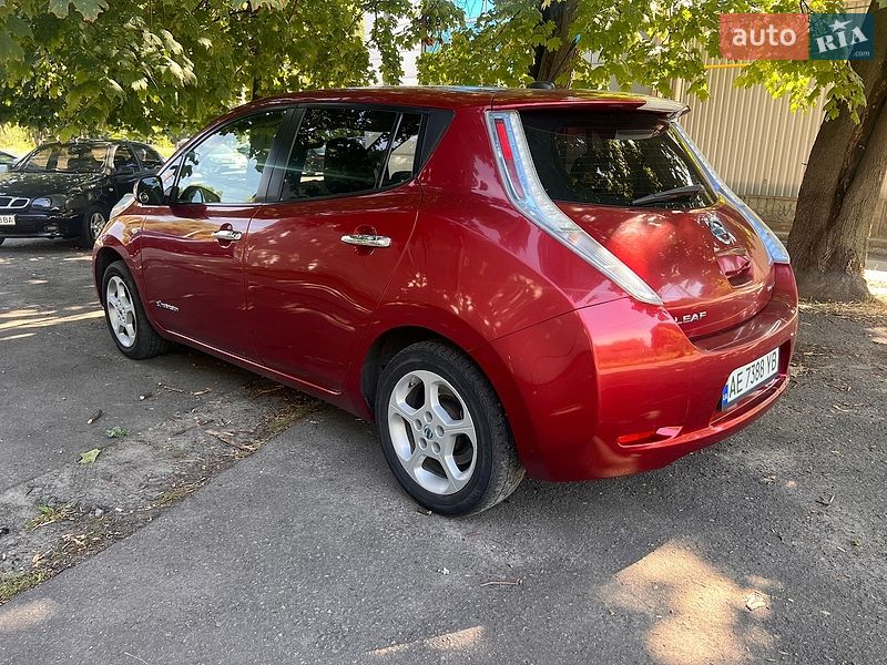 Nissan-14