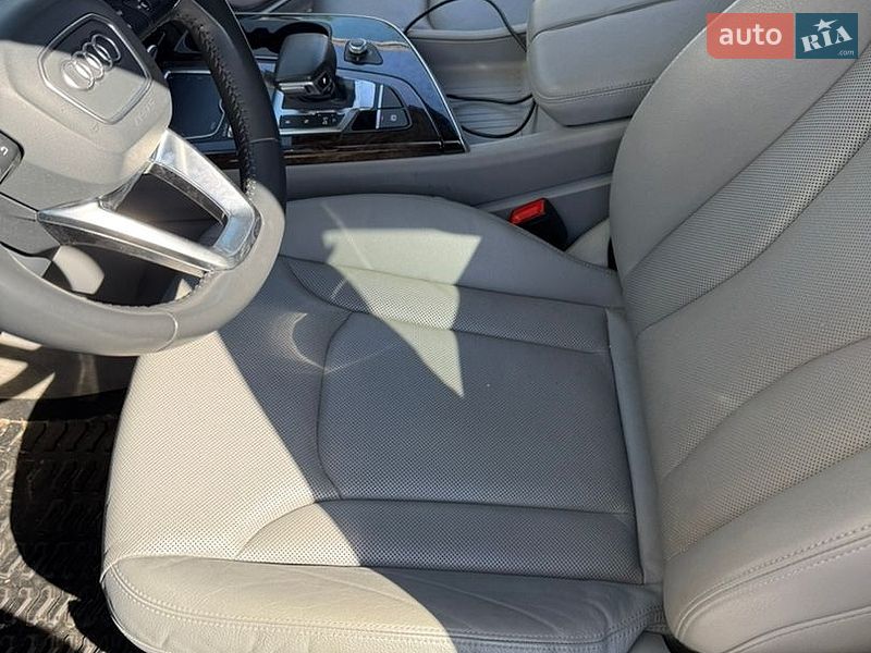 Audi-5