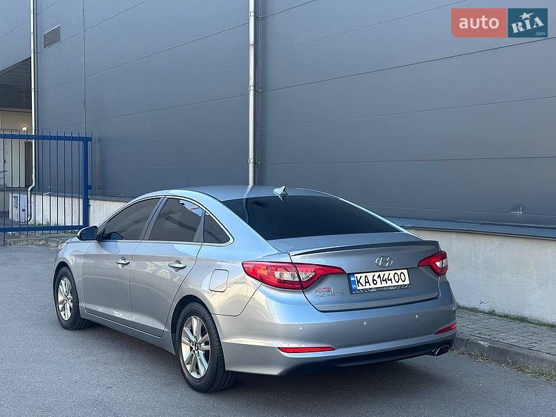 Hyundai-54