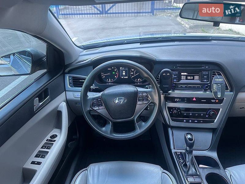 Hyundai-30
