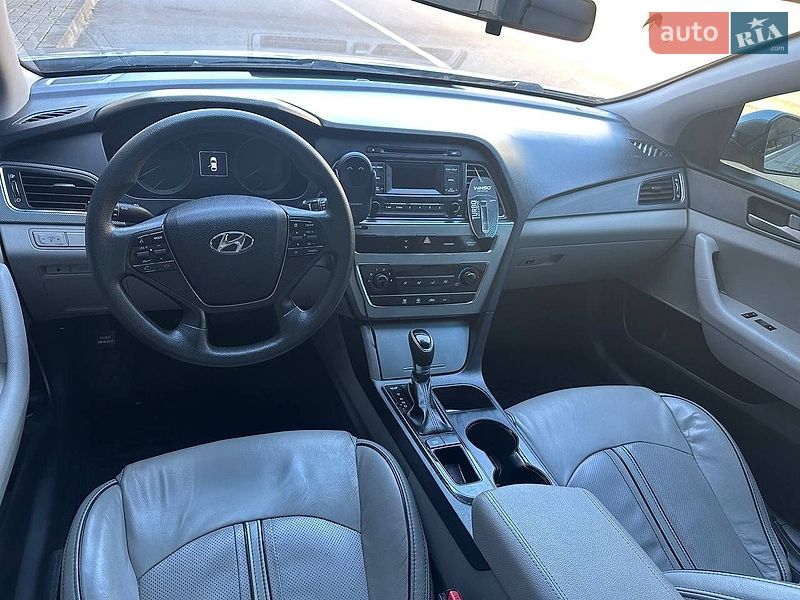 Hyundai-59