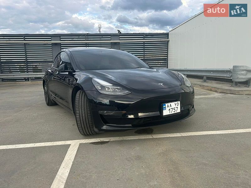 Tesla-1