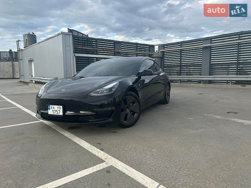 Tesla-4