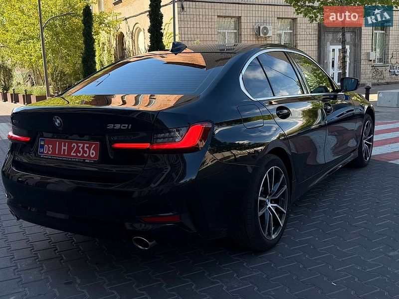 BMW-19