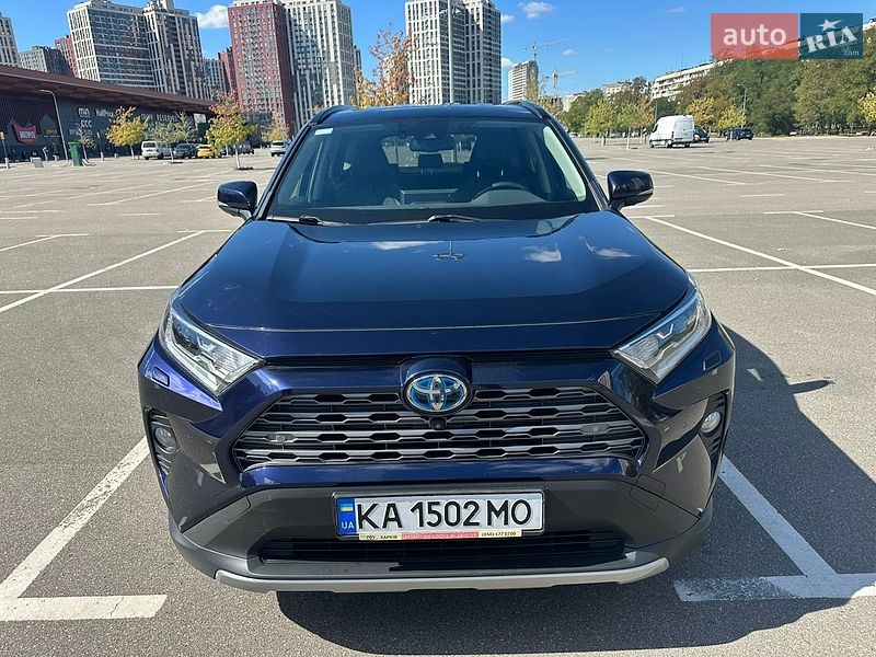 Toyota-0